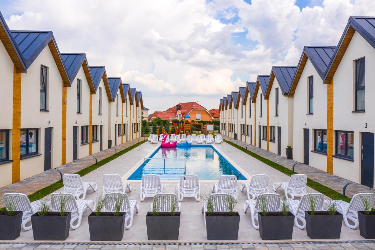 Amber Resort Rewal Extérieur photo